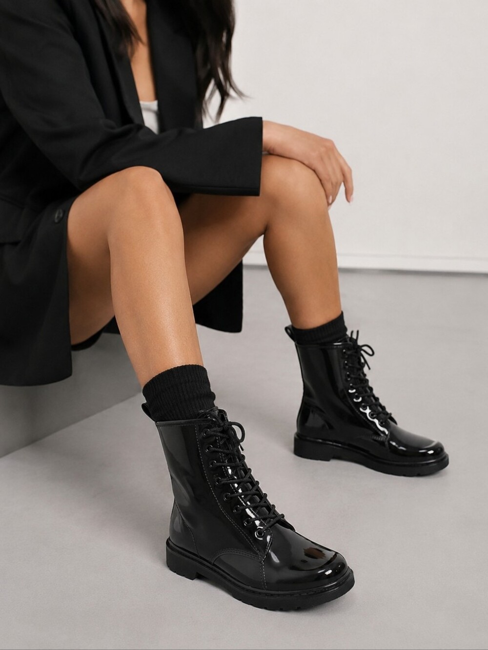 Michael Kors Tavie Lace-Up Combat Rain Booties Black Size 11 NWOT